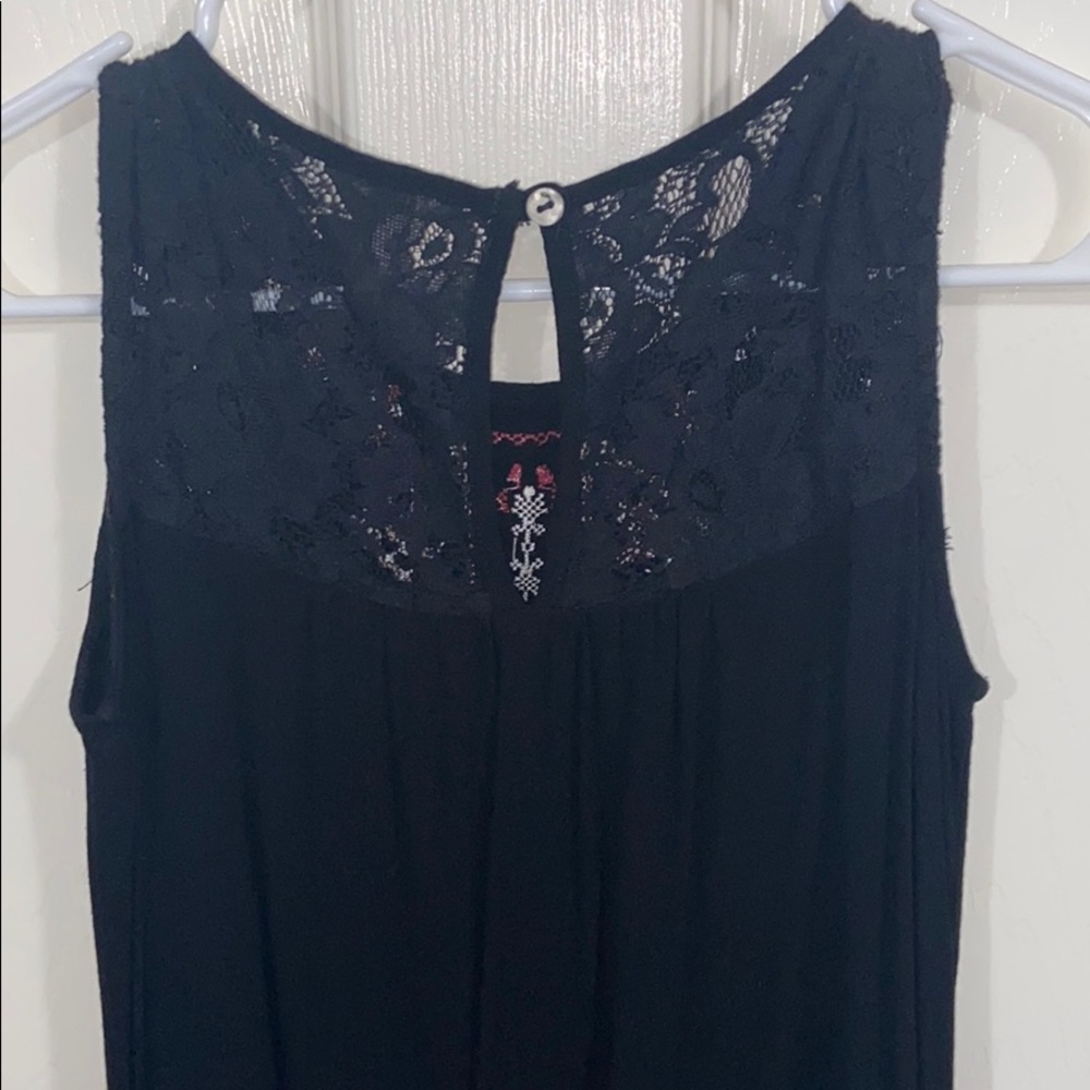 Dress - Picture 4 of 7
